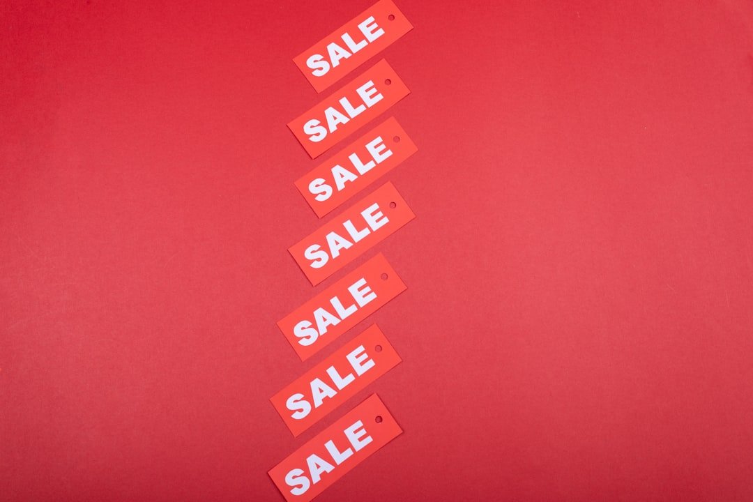 Reselling als Geschäftsmodell: Mit gebrauchten Produkten ein Nebeneinkommen aufbauen