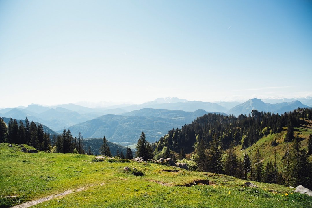 Gipfelglück ohne Schweiß: Bayerns Bergwelt bequem erkunden